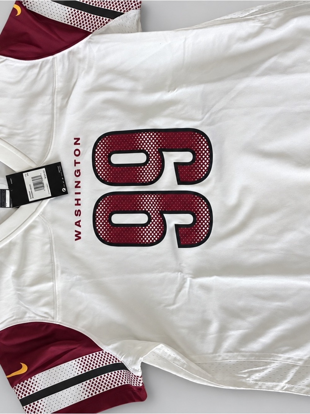 Nike Chase Young #99 Washington Commanders Women’s XXL Jersey NWT White